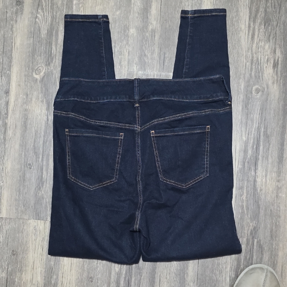 Like New torrid Dark Indigo High-Rise Skinny Jeans Size 12L - Picture 5 of 5